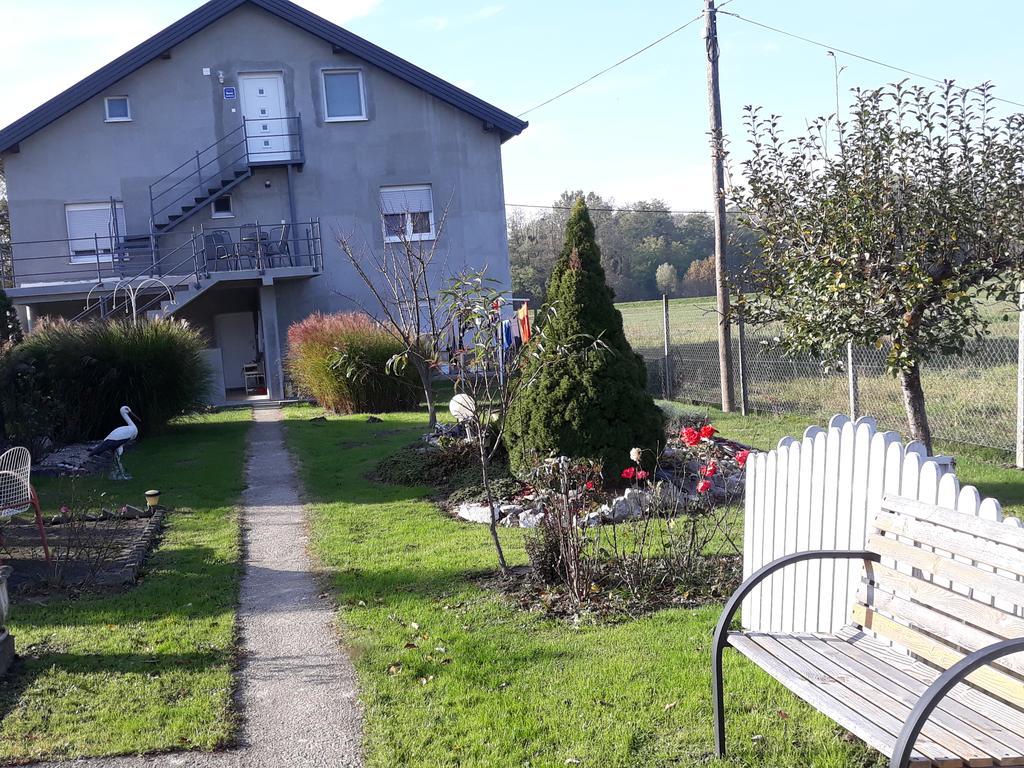 Apartmani Anna Sveti Martin Na Muri Extérieur photo