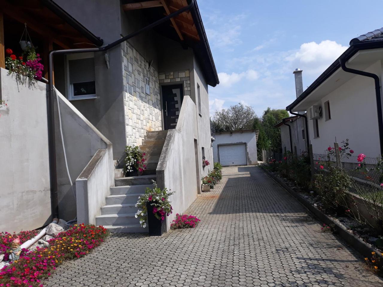 Apartmani Anna Sveti Martin Na Muri Extérieur photo
