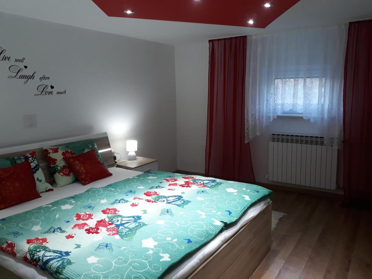 Apartmani Anna Sveti Martin Na Muri Extérieur photo